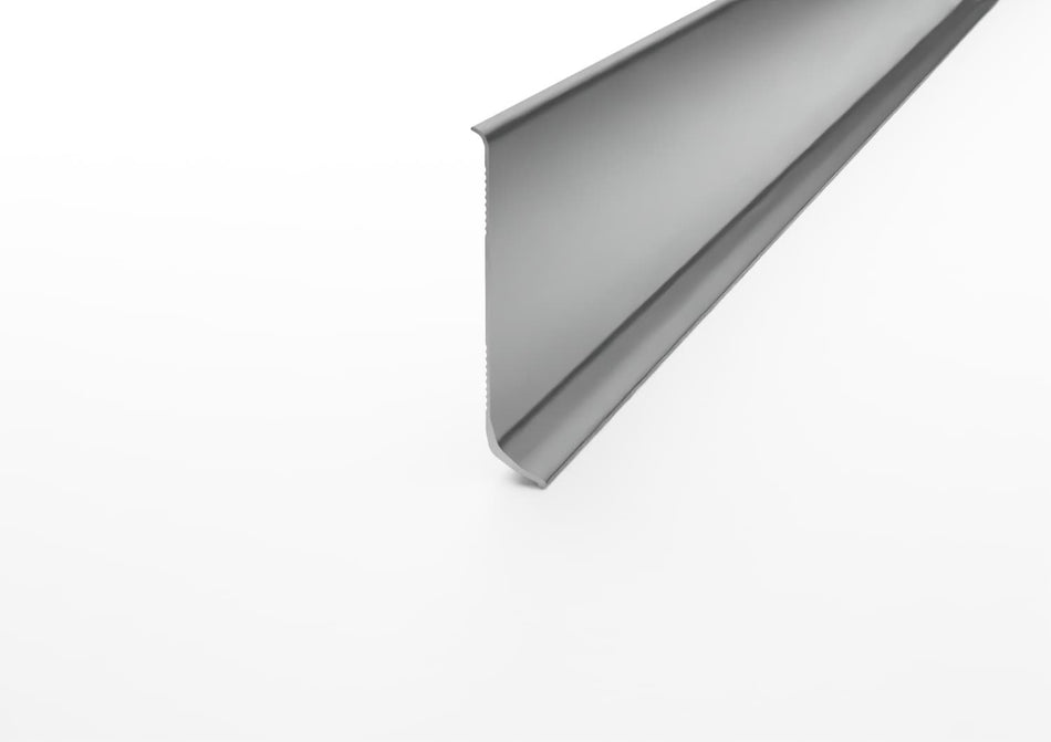 Rodapié cóncavo de aluminio. Barra de 2,5 m