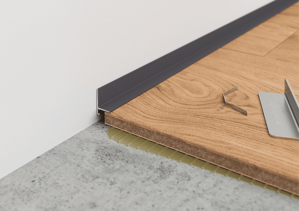 Plinthe minimaliste en aluminium pour sols SPC – barre de 2 m